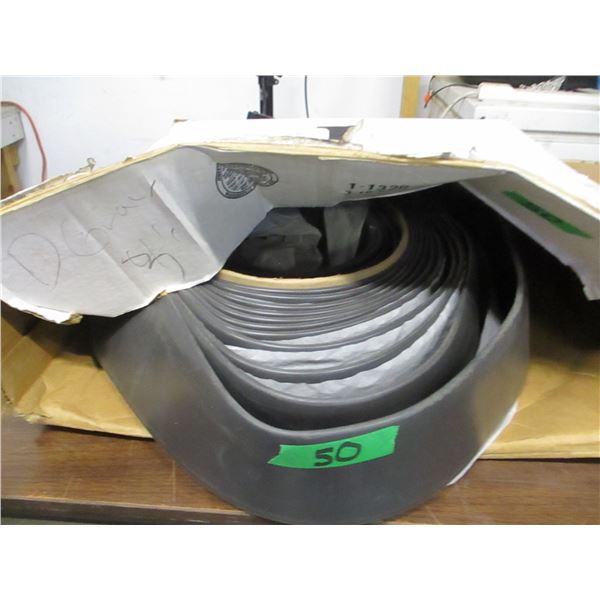 ROLL OF DARK GREY WALL BASE
