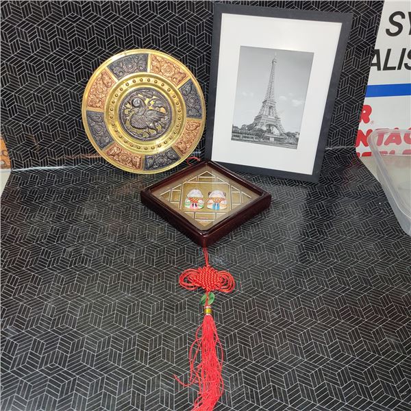 Lot of Wall Decor
