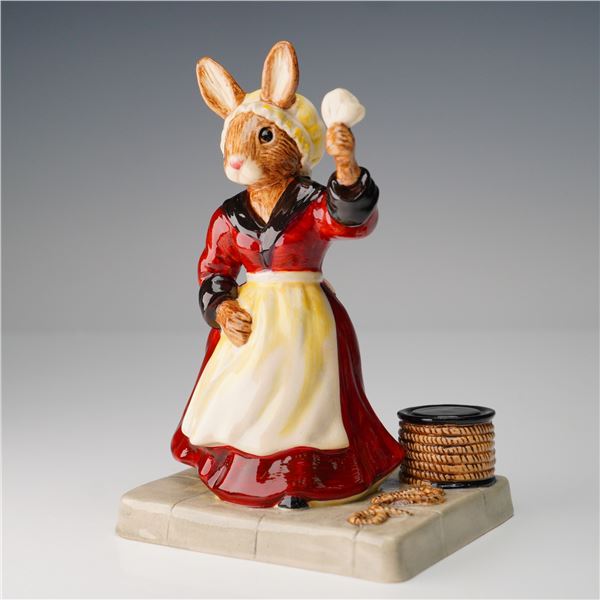 Royal Doulton Prototype Colorway, Captain's Wife