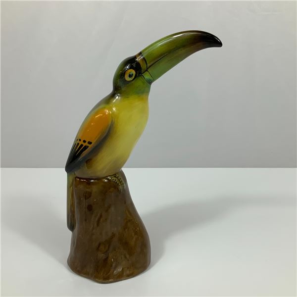 Royal Doulton Porcelain Figurine, Toucan on Perch HN159