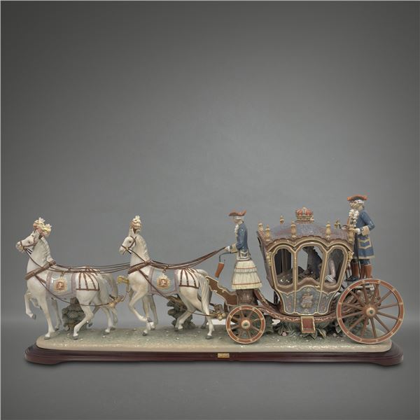 Lladro Porcelain Figurine, 18th Century Coach 1001485