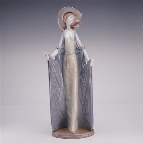 Lladro Porcelain Figurine Afternoon Tea 01001428