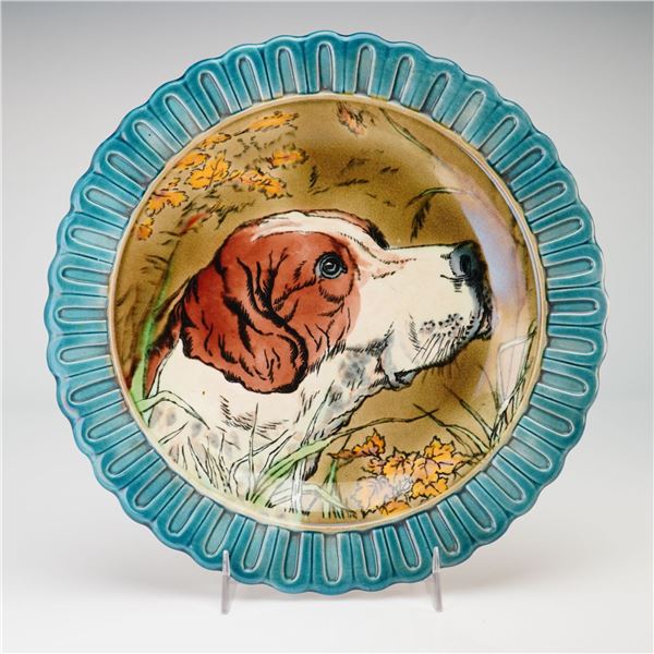 Wedgwood Majolica Hunting Dog Plate from the Rubin Collection