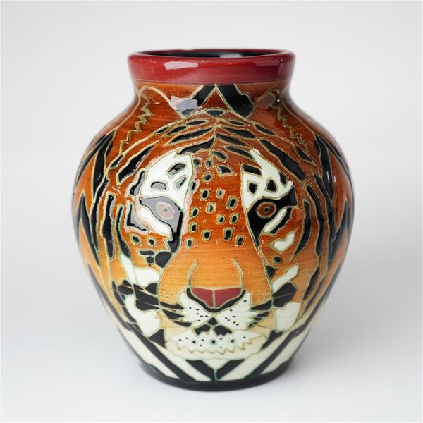 Dennis China Works Sally Tiffin Trial1 Small Vase, Mr T Lion