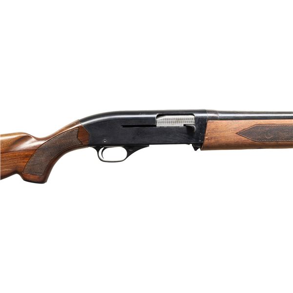 WINCHESTER M1400 SEMI AUTO SHOTGUN.