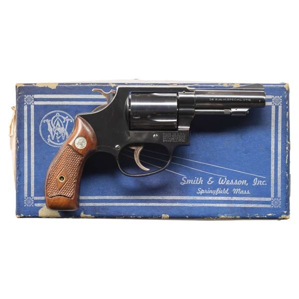 SMITH & WESSON CHIEF'S SPECIAL DA REVOLVER.