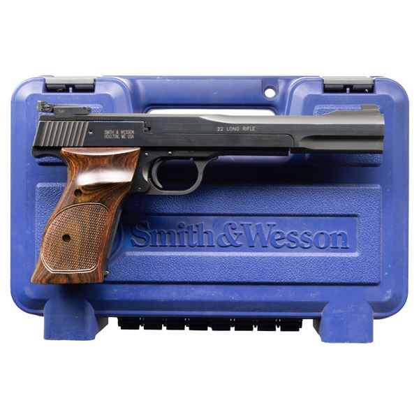 SMITH & WESSON MODEL 41 SEMI AUTO PISTOL.