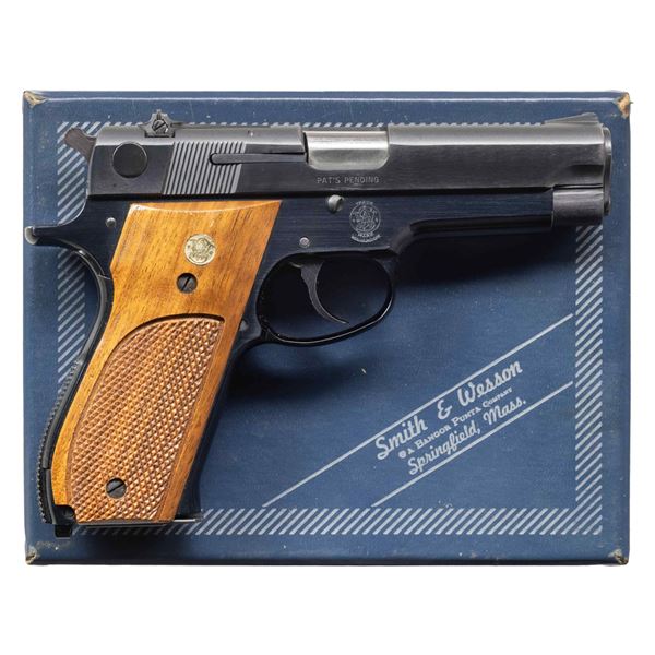 SMITH & WESSON MODEL 39-2 SEMI AUTO PISTOL.