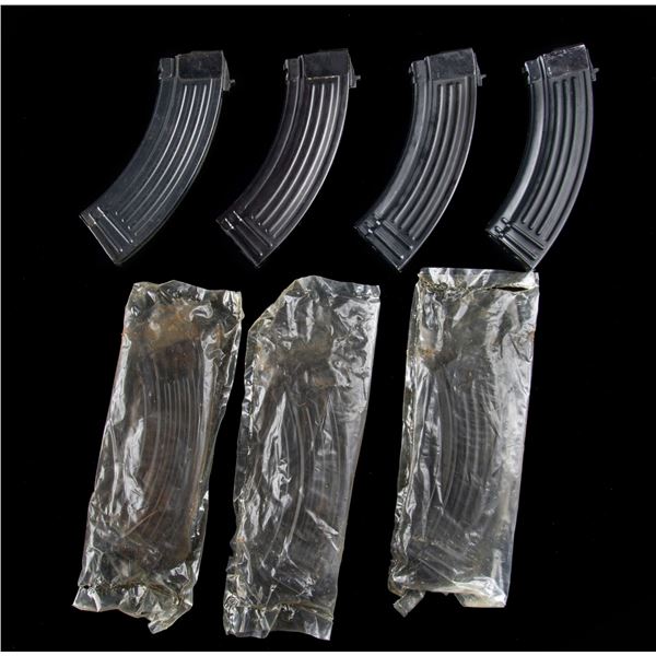 LOT OF 7 ASSORTED 7.62X39MM AK MAGAZINES.