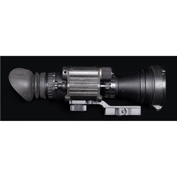 ITT NEPVS14-11 NIGHT VISION SCOPE.