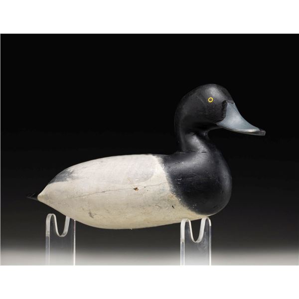 UNSIGNED MADISON MITCHELL BLUE BILL DRAKE DECOY.