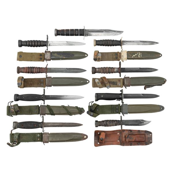GROUPING OF 4 US FIGHTING KNIVES & 5 US BAYONETS.