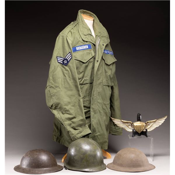 GROUP OF US MILITARIA INCLUDING THREE HELMETS AND