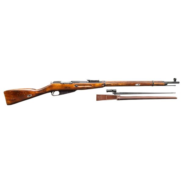 RUSSIAN M91/30 BOLT ACTION RIFLE.