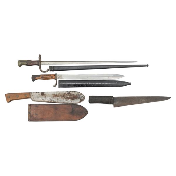 2 BAYONETS & 2 KNIVES.
