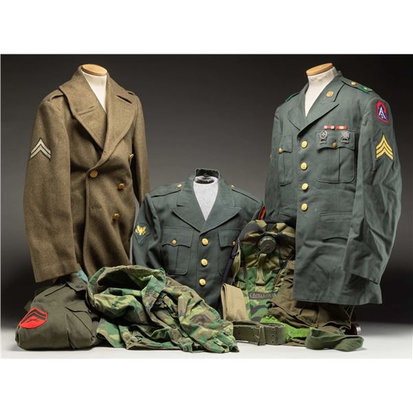 GROUPING OF U.S. ARMY UNIFORMS.