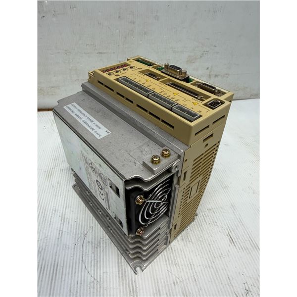Yaskawa #SGDH-15DE w/ #JUSP-NS500