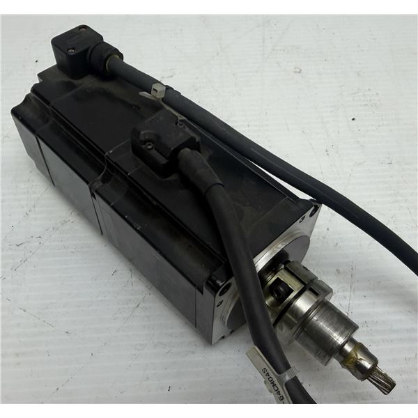 Yaskawa #SGMJV-04A3M2C AC Servo Motor
