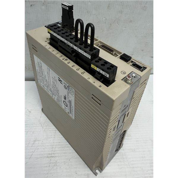Yaskawa #SGDV-7R6A11A Servopack