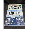 Image 1 : 3 vintage license plates