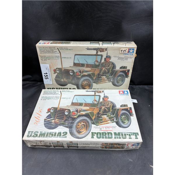 2 vintage model kits