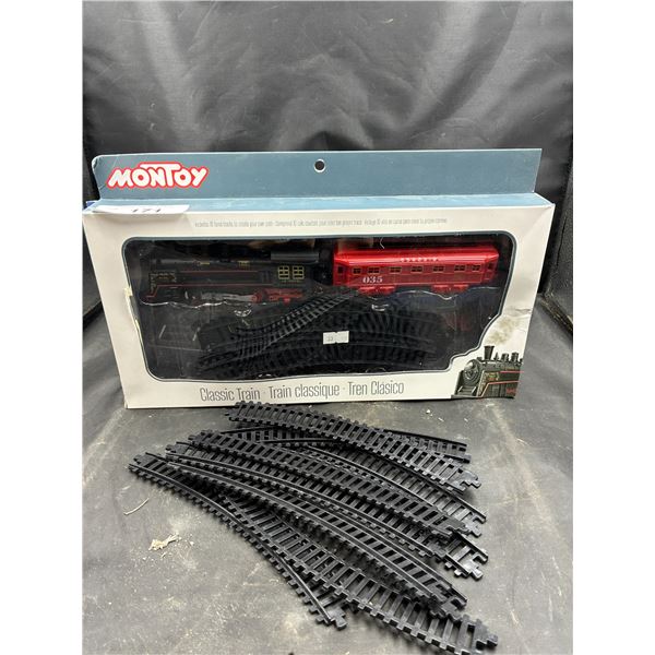 NIB classic train kit & extra tracks