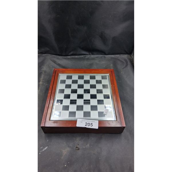 Vintage chess board with pieces
