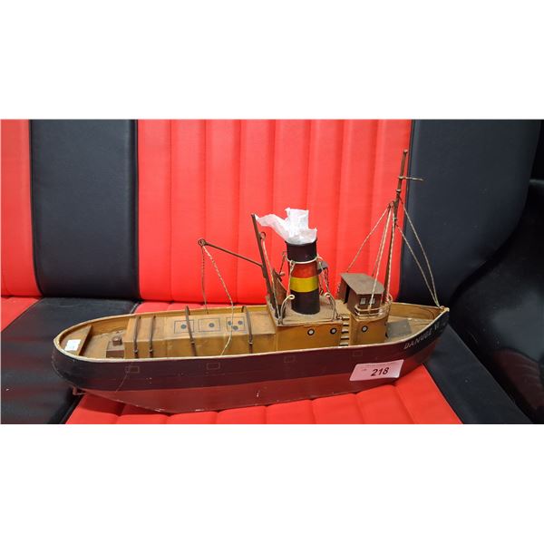 Vintage metal fishing boat 16"