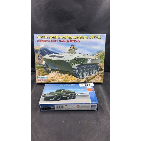 2 vintage model kits