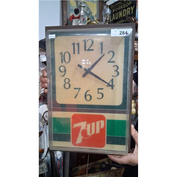 Vintage light up 7up clock 18"x13"