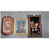 Image 1 : 3 collectable artwork pieces