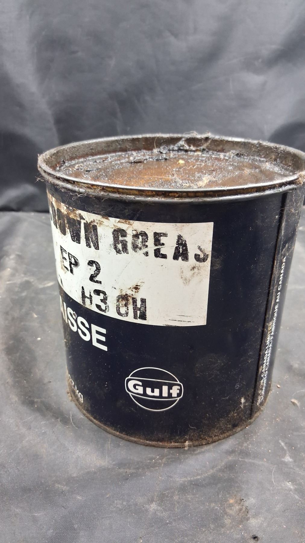 Vintage Gulf 5 lb grease can full