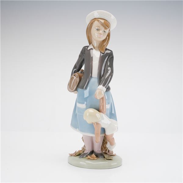 Lladro Porcelain Figurine Autumn 01005218 with Original Box