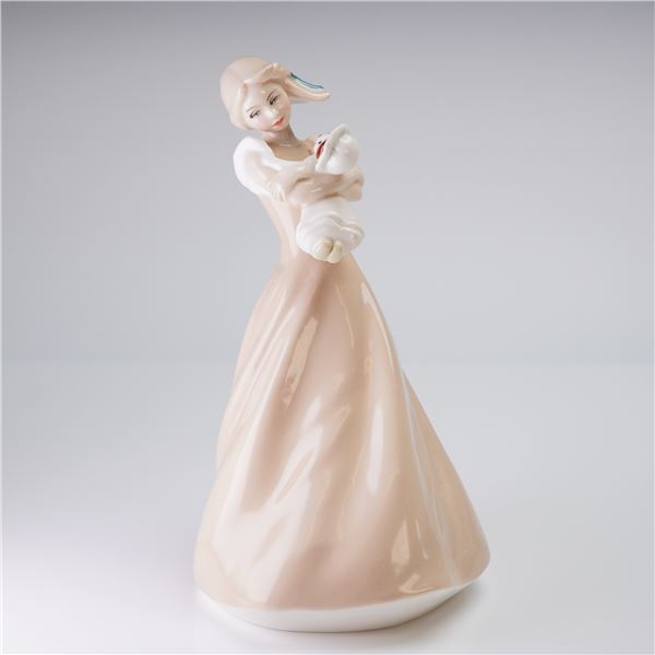 Royal Doulton Figurine, Reflections Dreaming HN3133