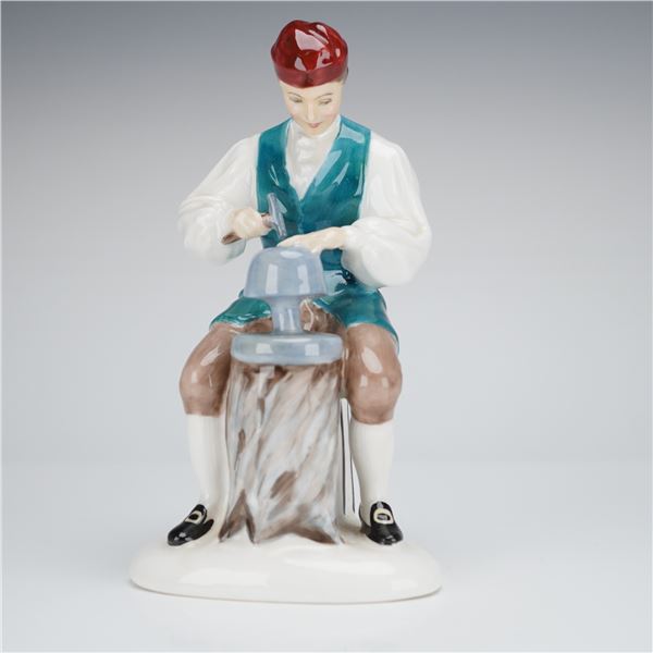 Royal Doulton Figurine Silversmith of Williamsburg HN2208