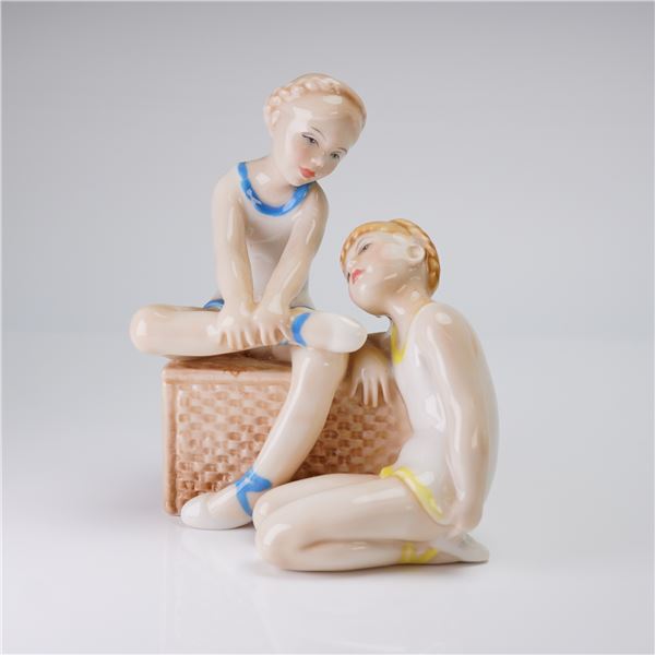 Royal Doulton Figurine, Ballet Class HN 3134