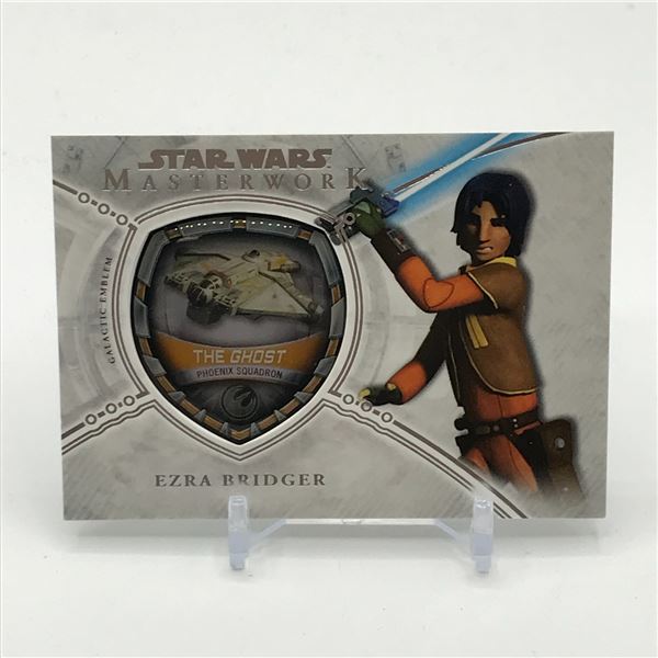 TOPPS STAR WARS MASTERWORK EZRA BRIDGER COMMEMORATIVE SHIP EMBLEM TRADING CARD 102/175