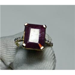 Ruby & Diamond Ring - 5.91ct Ruby w/ .04ctw Dia.