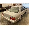 Image 16 : PARKSVILLE - 1998 TOYOTA CAMRY SILVER 140802 KMS "NO RESERVE"- B143894