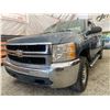 Image 2 : PARKSVILLE - 2010 CHEVROLET SILVERADO BLUE 304549 KMS "NO RESERVE" - D217873