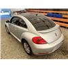 Image 22 : PARKSVILLE - 2012 VOLKSWAGEN BEETLE GREY 181554 KMS - B602032