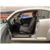 Image 43 : PARKSVILLE - 2012 VOLKSWAGEN BEETLE GREY 181554 KMS - B602032