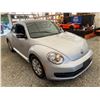 Image 9 : PARKSVILLE - 2012 VOLKSWAGEN BEETLE GREY 181554 KMS - B602032