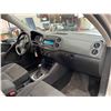 Image 38 : PARKSVILLE - 2013 VOLKSWAGEN TIGUAN WHITE 215272 KMS - J568625