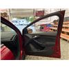 Image 37 : PARKSVILLE - 2017 FORD FOCUS RED 125551 KMS - B261189