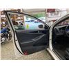 Image 49 : PARKSVILLE - 2011 HYUNDAI SONATA WHITE 247054 KMS - B138983