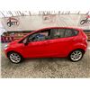 Image 23 : PARKSVILLE - 2015 FORD FIESTA RED 253763 KMS - B168964
