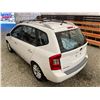 Image 22 : PARKSVILLE - 2011 KIA RONDO WHITE 148314 KMS - D334477
