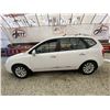 Image 23 : PARKSVILLE - 2011 KIA RONDO WHITE 148314 KMS - D334477
