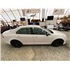Image 12 : PARKSVILLE - "NO RESERVE" 2011 FORD FUSION WHITE 322605 KMS - B226639